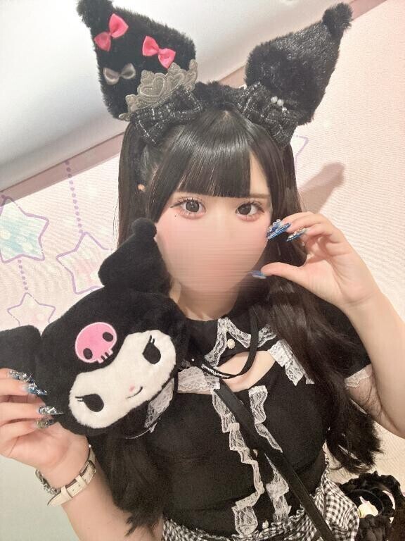 くろみいですわよ〜〜〜♡♡♡
