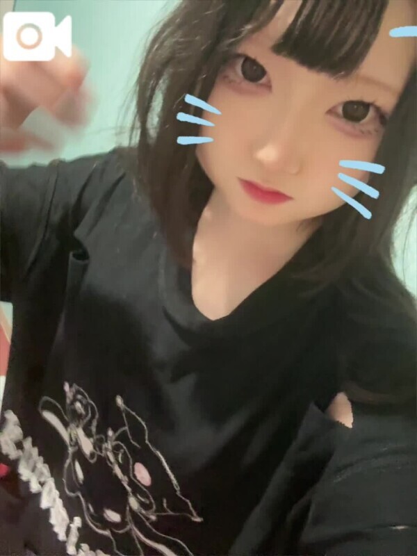 登校🏫服後ろ前🥲‎