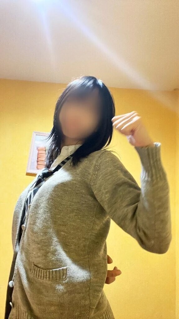 夕方　メガネ有無先輩