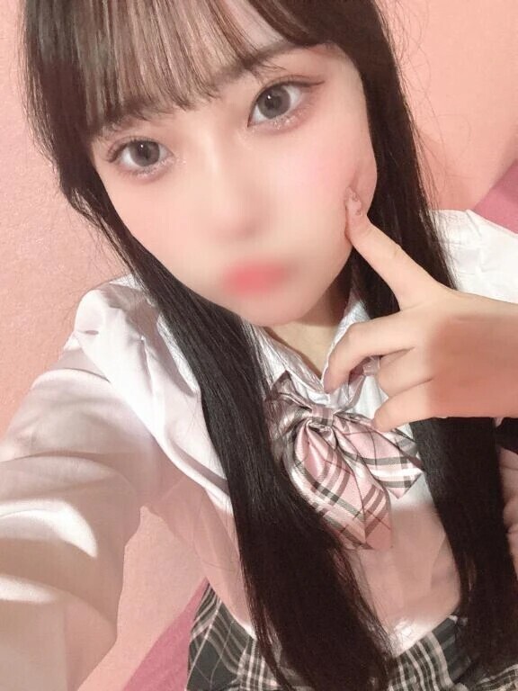 ムラムラしたお兄さん、おち〇ち〇あーげて❣️