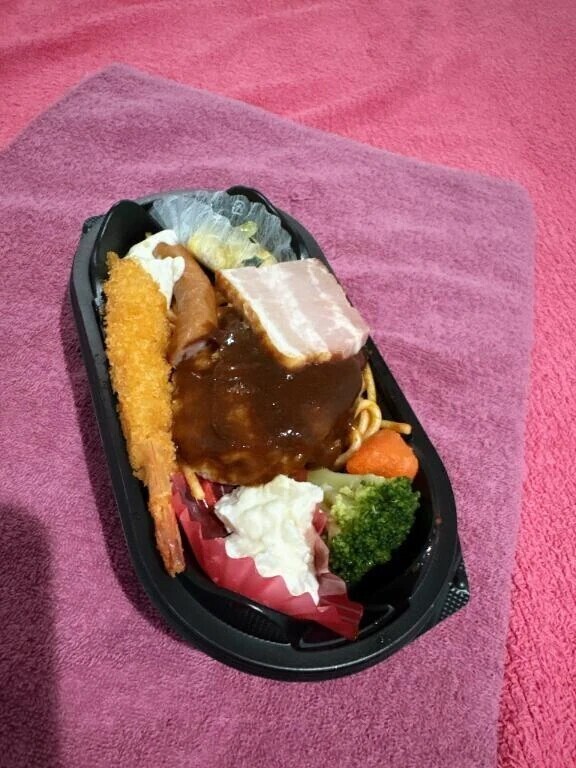 二段弁当みたいなお弁当🍱