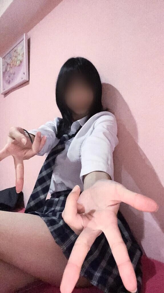 朝☀   セクシィスリット先輩