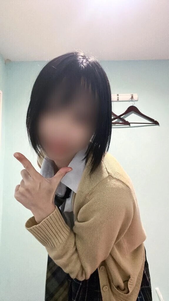 おやつ後　遅咲き先輩🌷