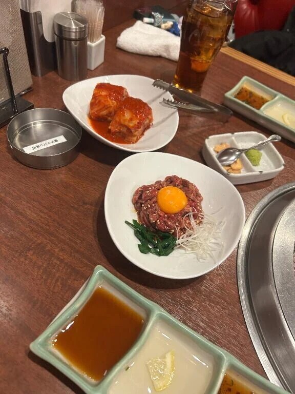 にくのひ︎💕︎