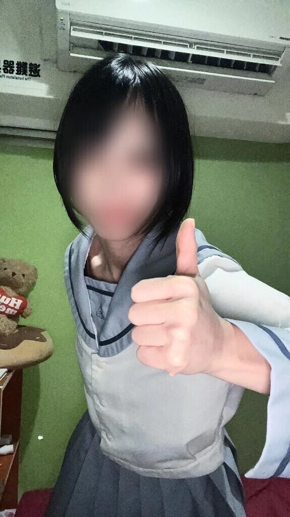 夜　イカしたパンT先輩