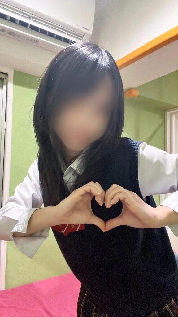 夜　小レスラー先輩