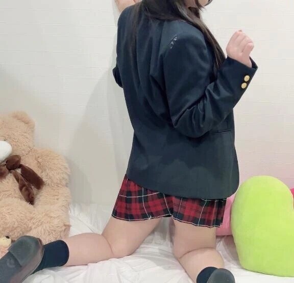 登校してるよ₍ᵔ֊ ֊ᵔ₎  ᶻᶻ