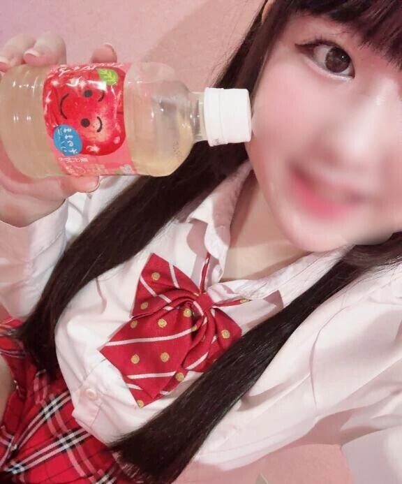 登校😽