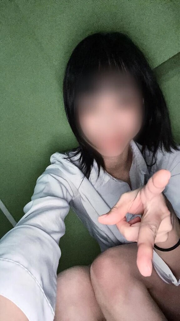 お昼ごろ   R ヘソ先輩
