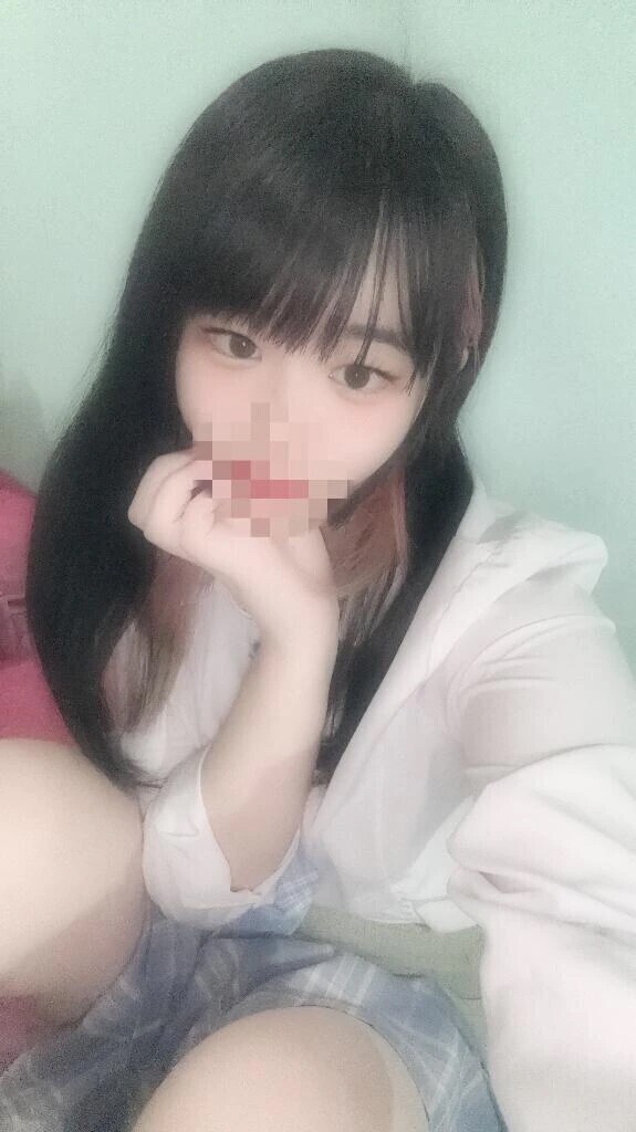 hくん