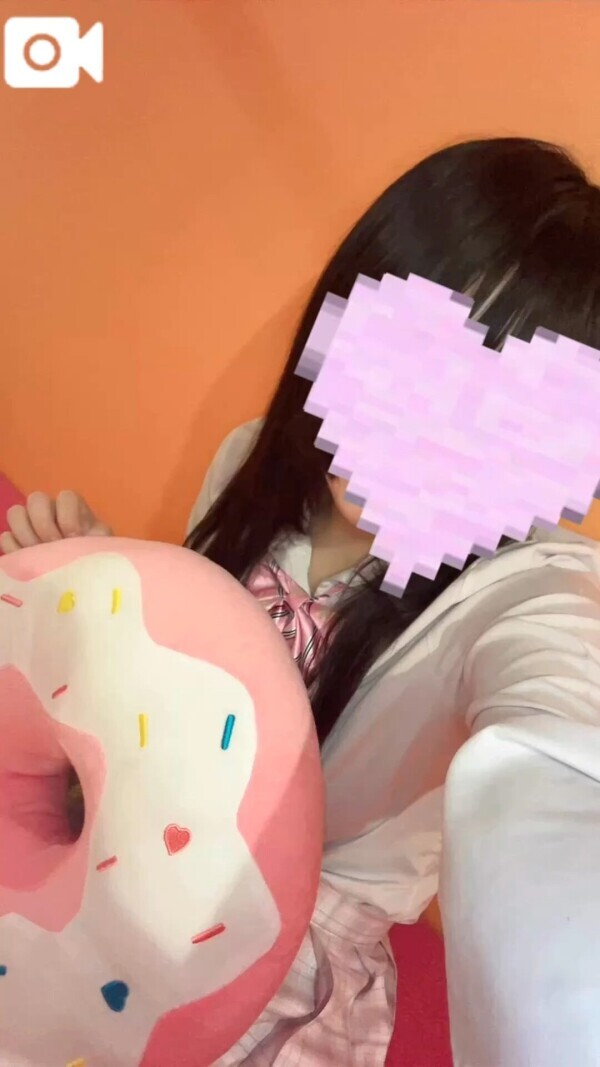 明日😍