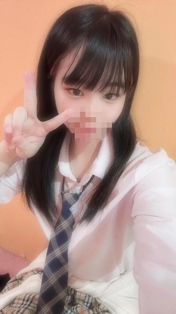 hくん