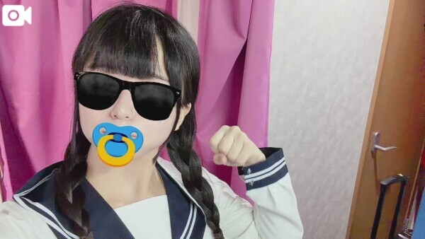 動く
