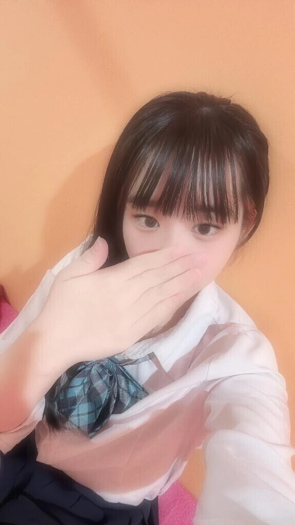 hくん