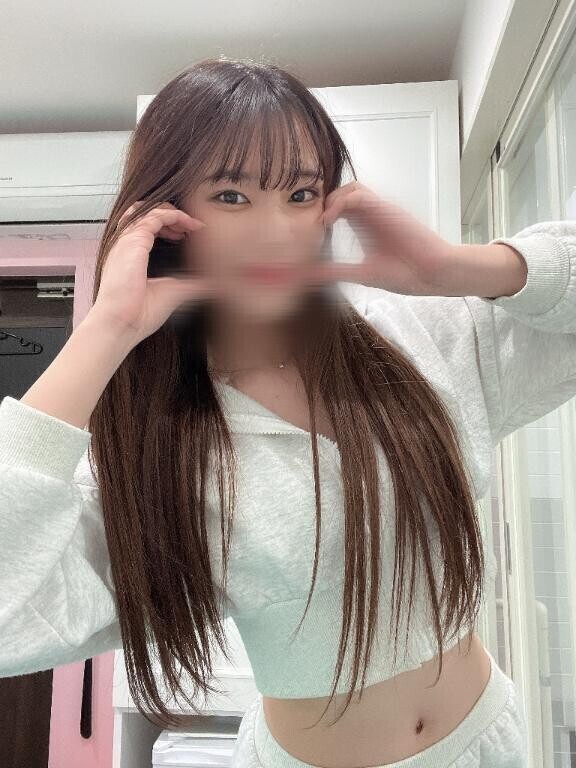 ?ω?