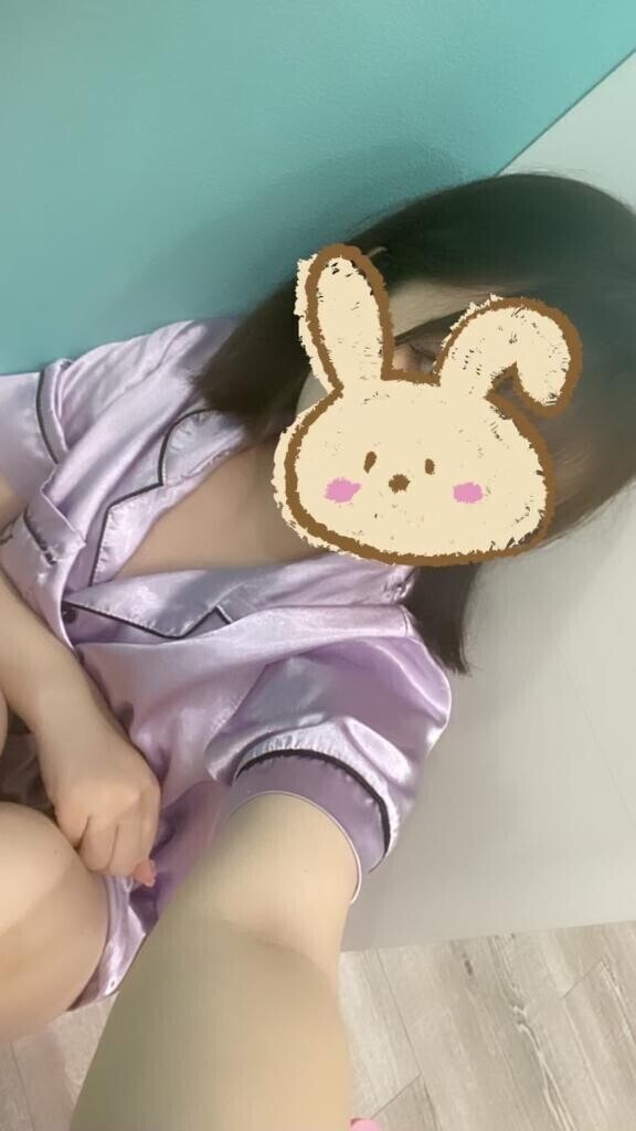 明日お部屋で待ってます??