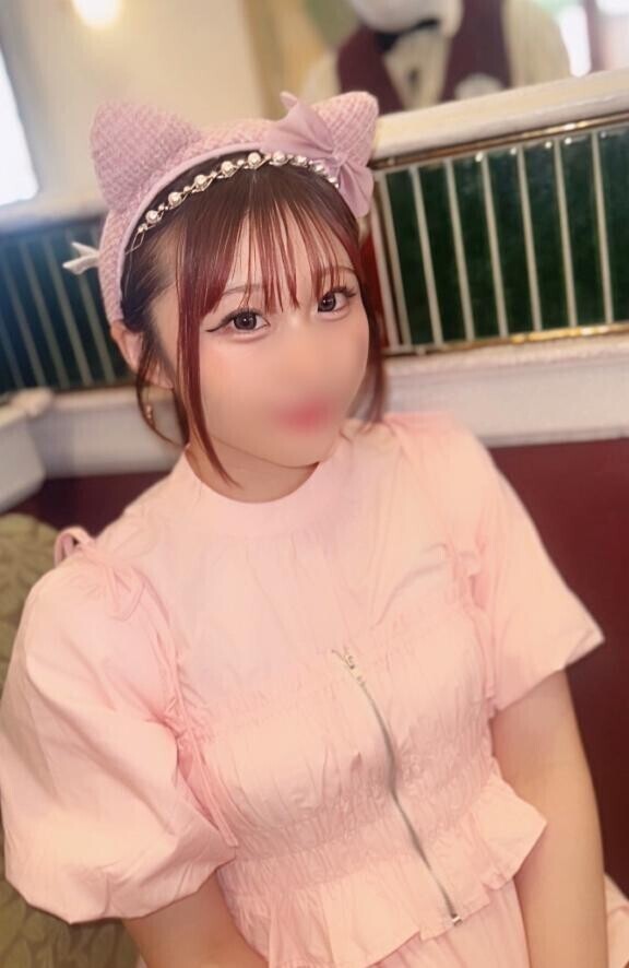 全身ピンクでグリンダ探し???♀?