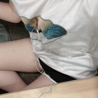 今日もお部屋いるよ??