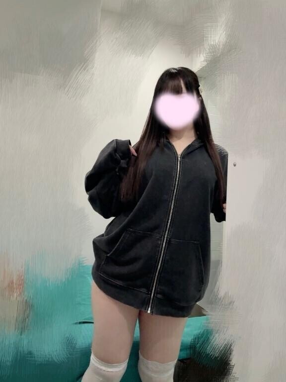 太ももなんか太い方がいいよね？?