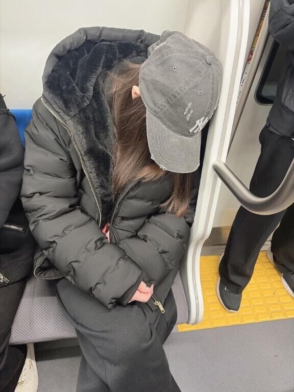 おやすみん