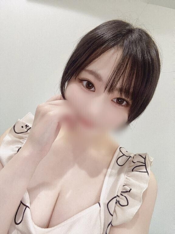 髪切った??
