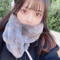よっ