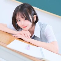 よっ
