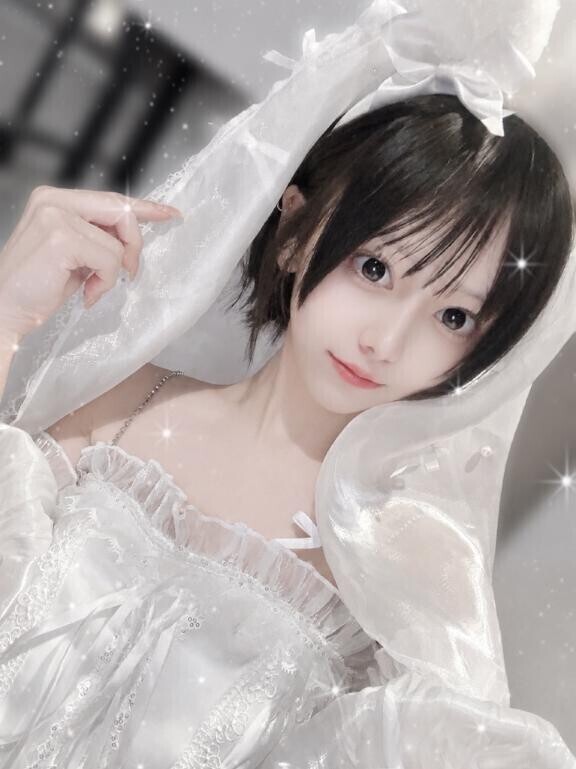 よっ
