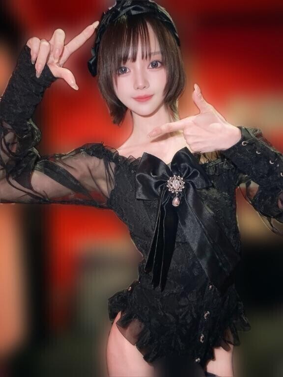 よっ