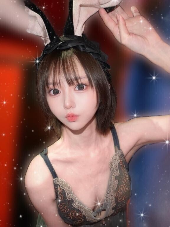 よっ