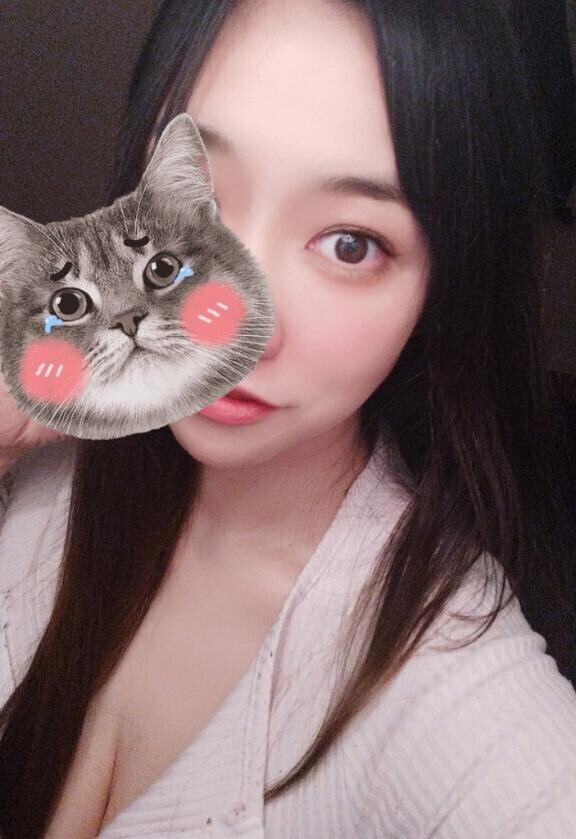 明日は出勤です?