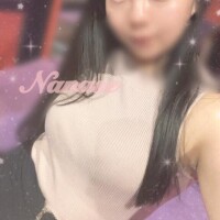 服着てる！