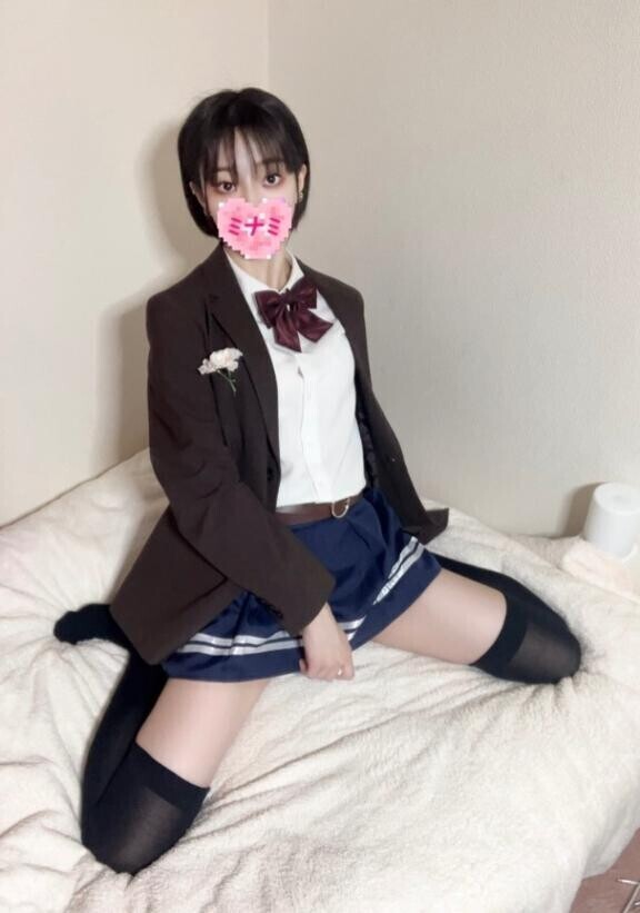 ニーハイってえ〇い??