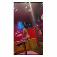 動画*。