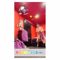 動画*。