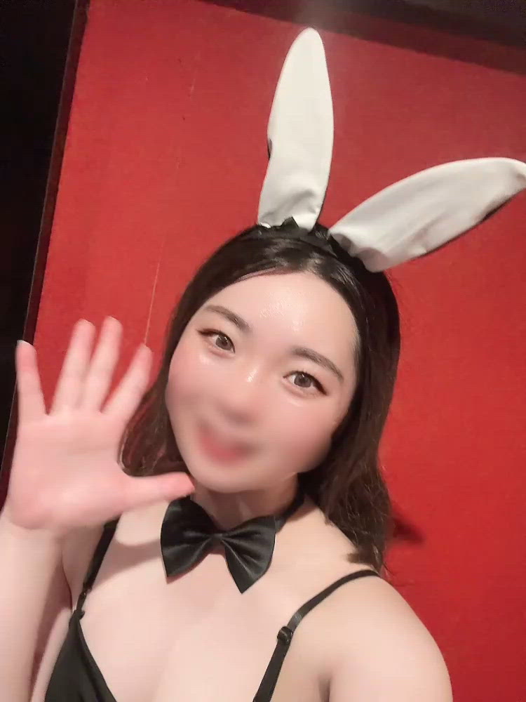 ‎ 実はちょっと...○○なバニーです
