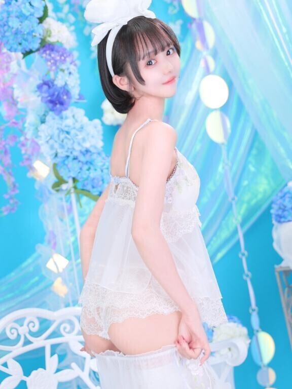 よっ