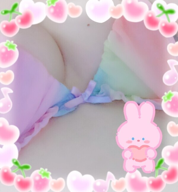 今日も出勤しました～！麻里奈