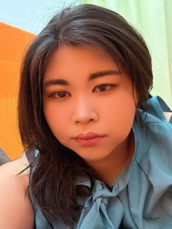 ベットの上でたくさんいやらしい遊びしない？？♡♡