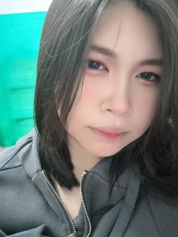 セシルと遊ばない？？♡♡