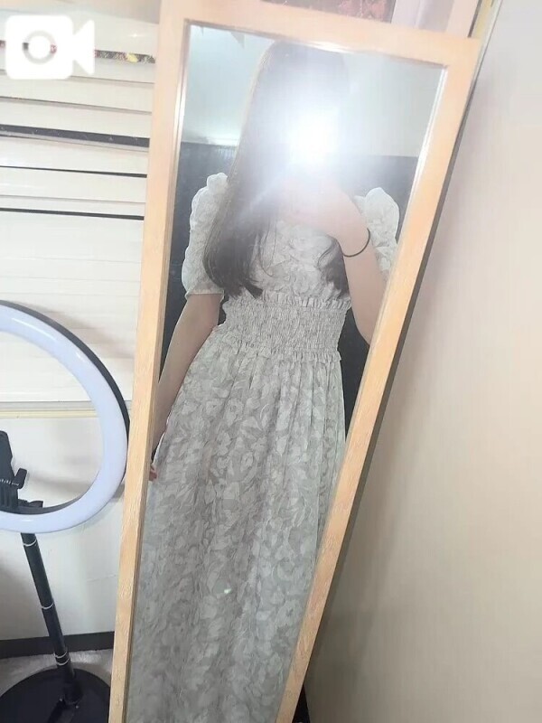 🩷私服めくってみる？🩷