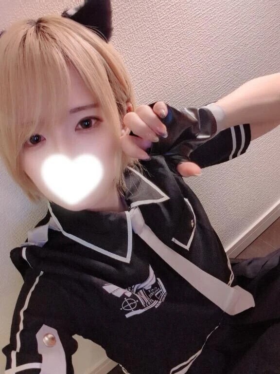 しゅ(っ'-')╮ =͟͟͞͞=卍