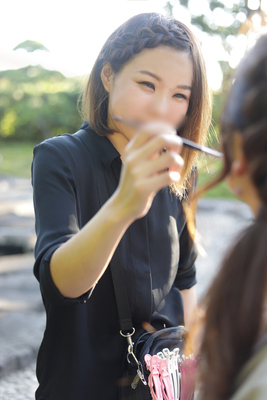 美容業界・ヘアメイク A子(30)