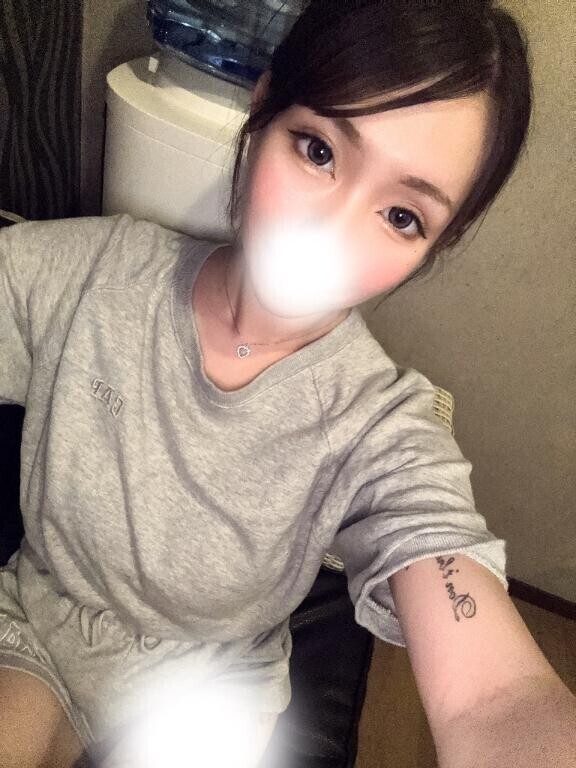     今日の最初のご褒美に…?