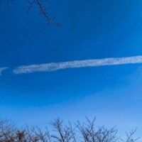 飛行機雲に願いをこめて