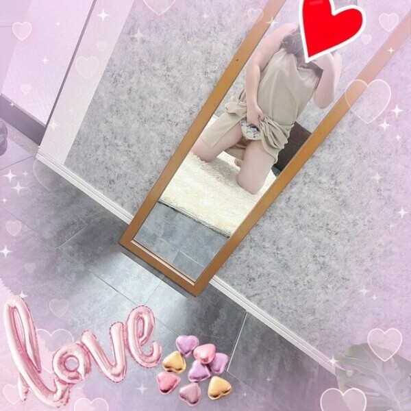 ♡パンチラ姿を,ちょっとだけ・・・♡♡