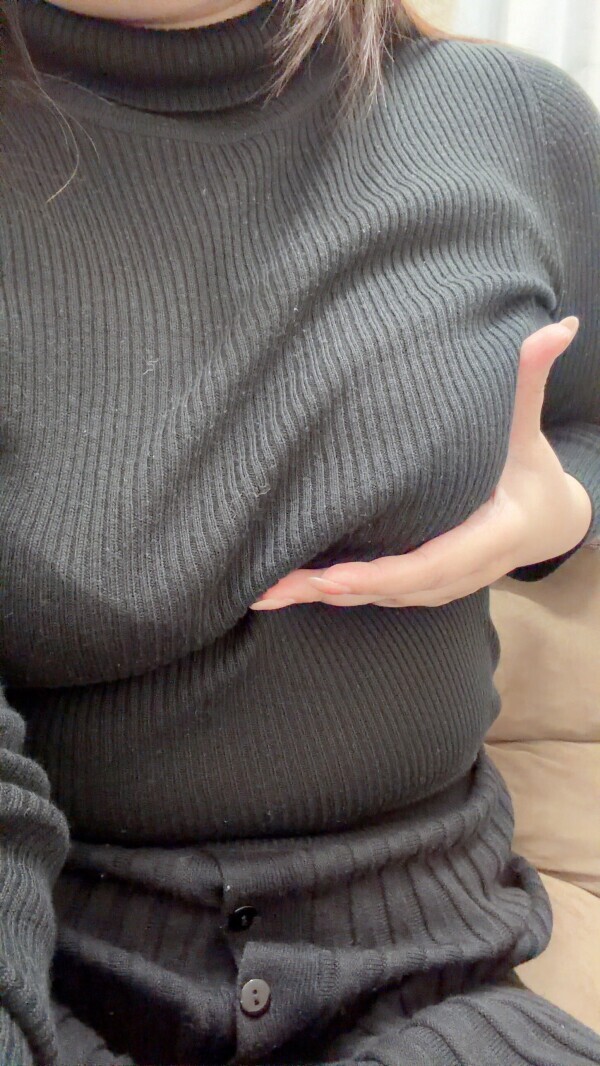 出勤してま〜す💝