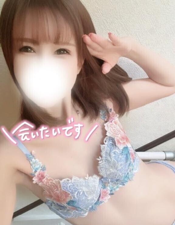 明日の夜は