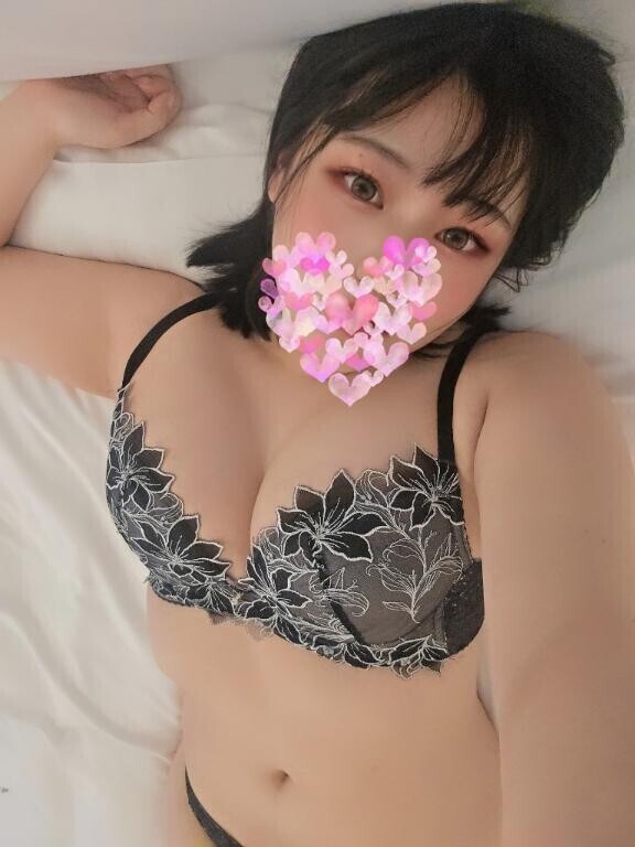 白い巨乳