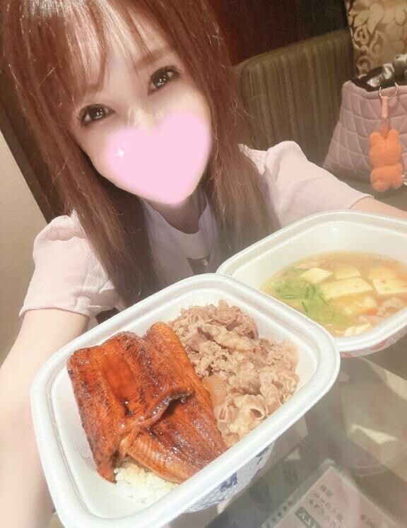 凛々花のオヤツは特盛ぃ